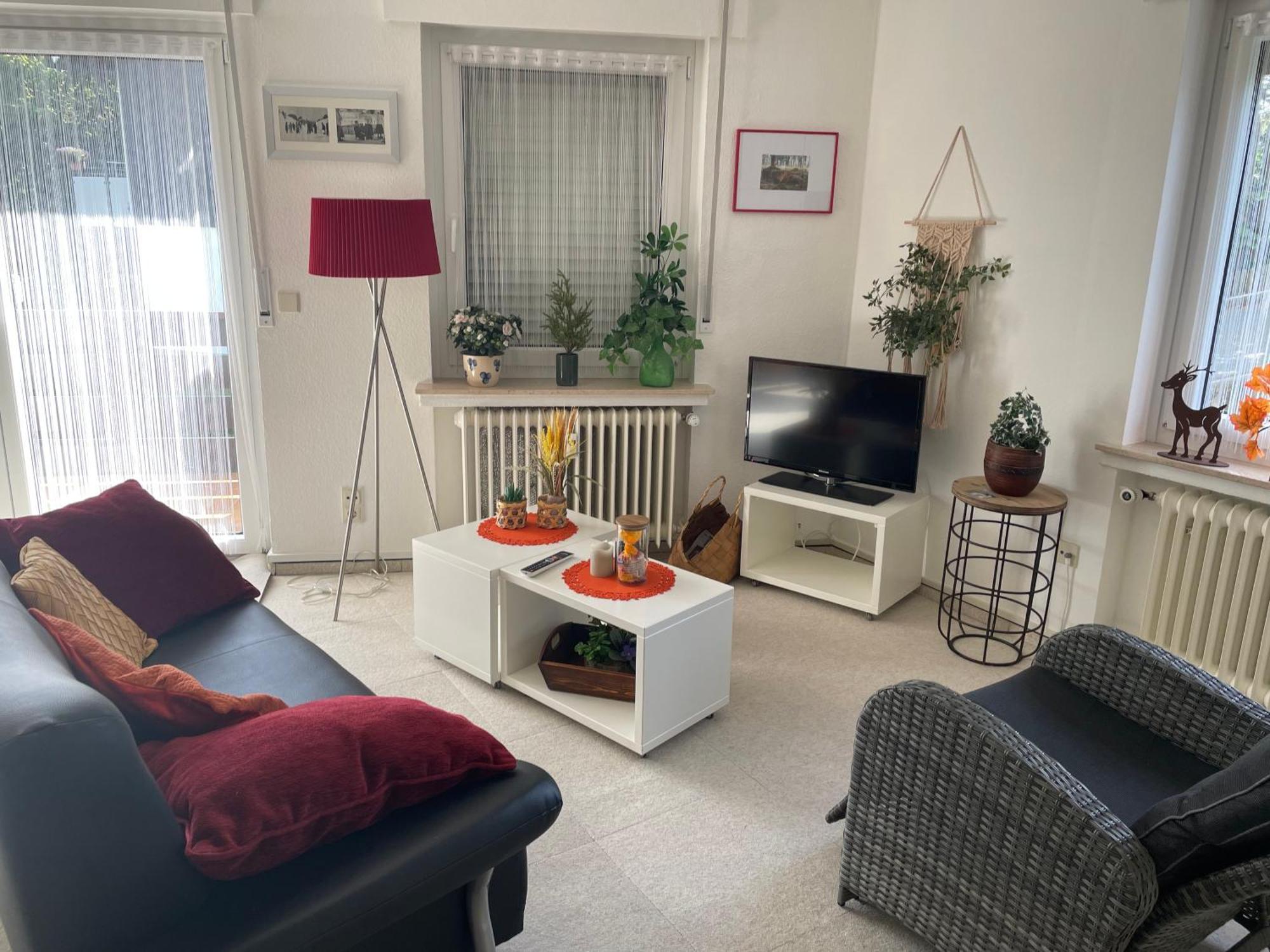 Hause Iris Apartment